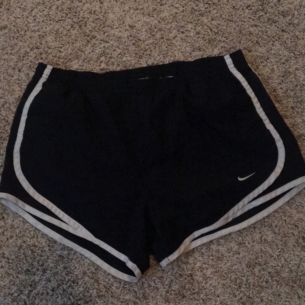 Black Nike shorts